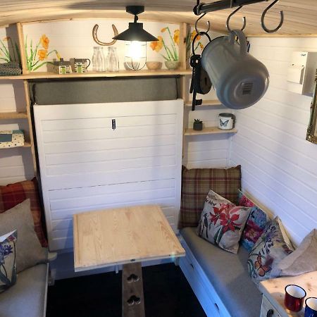 Clydesdale Shepherds Hut Otel Belfast Dış mekan fotoğraf